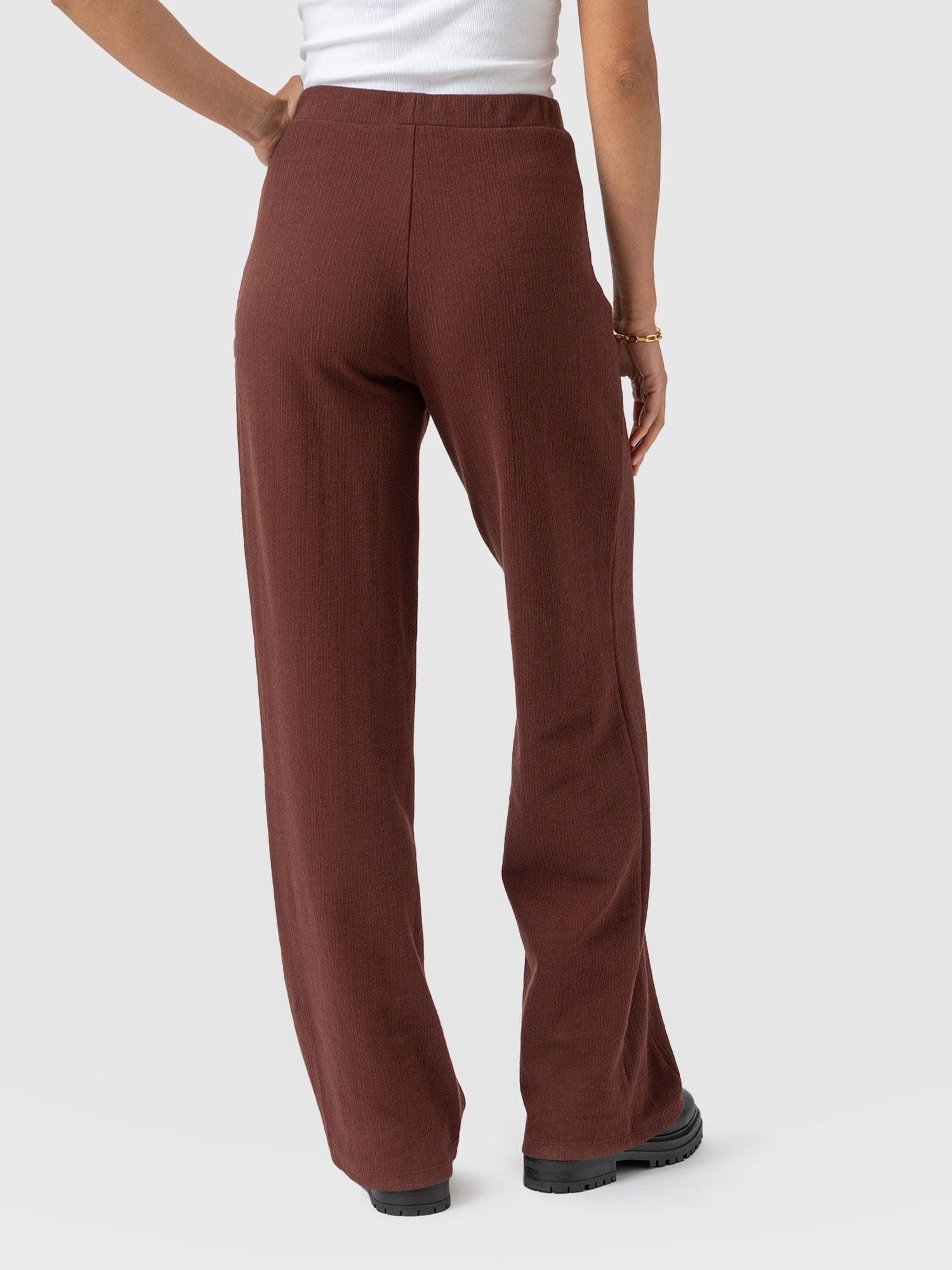 Chelsea Pant - Maroon Textured - Women's Trousers | Saint + Sofia® USA
